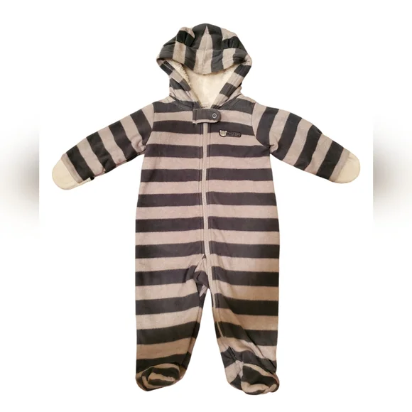 Carters baby winter onesies - Picture 1 of 6